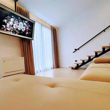 Sunset Retreat Stylish Loft By The Park *