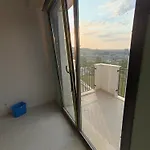 Sunset Retreat Stylish Loft By The Park