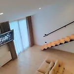 Sunset Retreat Stylish Loft By The Park *