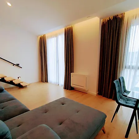公寓 Sunset Retreat Stylish Loft By The Park 地拉那