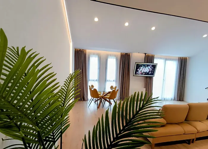 Sunset Retreat Stylish Loft By The Park Apartament