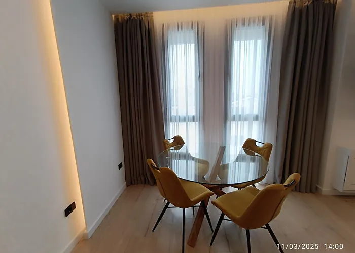 Apartament Sunset Retreat Stylish Loft By The Park