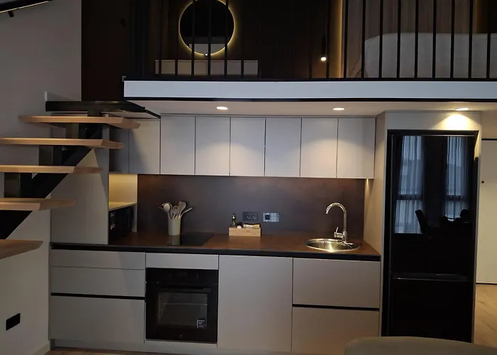 Apartament Sunset Retreat Stylish Loft By The Park